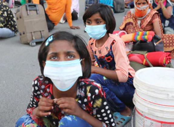 印度_社会|印度确诊总数超202万，90万健康志愿者大罢工，抗议防护不足