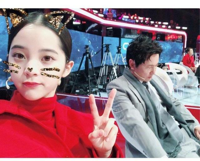 沈腾替欧阳娜娜宣传新歌1句话惹怒众人你咋这么损呢