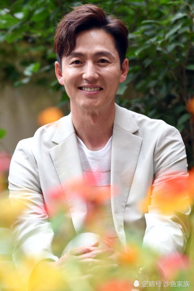 李廷镇永远的君主是能给人能量和灵感的佳作