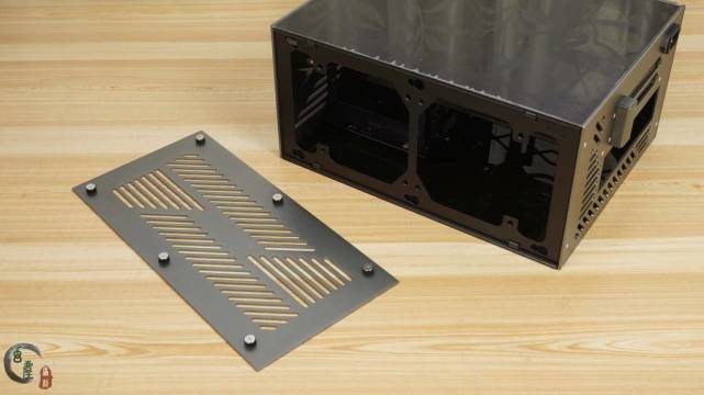 只比鞋盒大一点,899的雷匠r-i5全铝itx机箱,组小钢炮平台神器