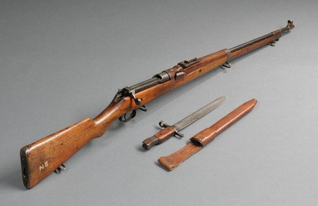 最胖的自动步枪,一战加拿大霍特自动步枪,非专业设计师打造