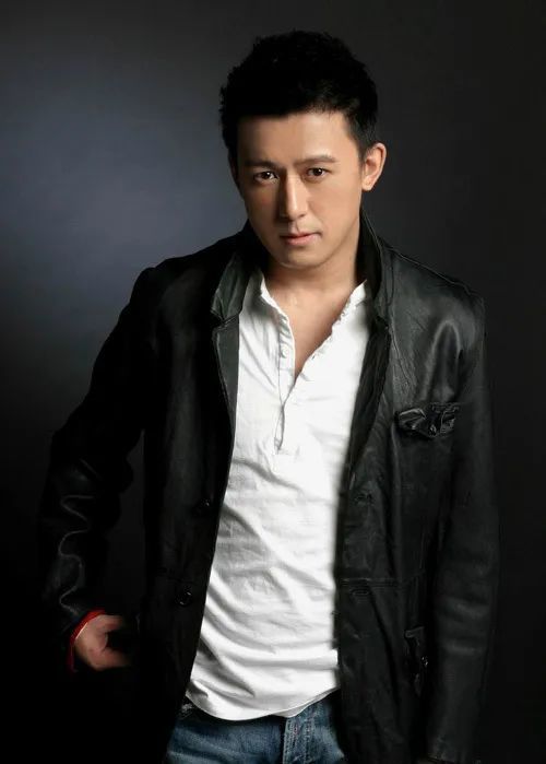 岁月是把猪饲料却只对男星生效