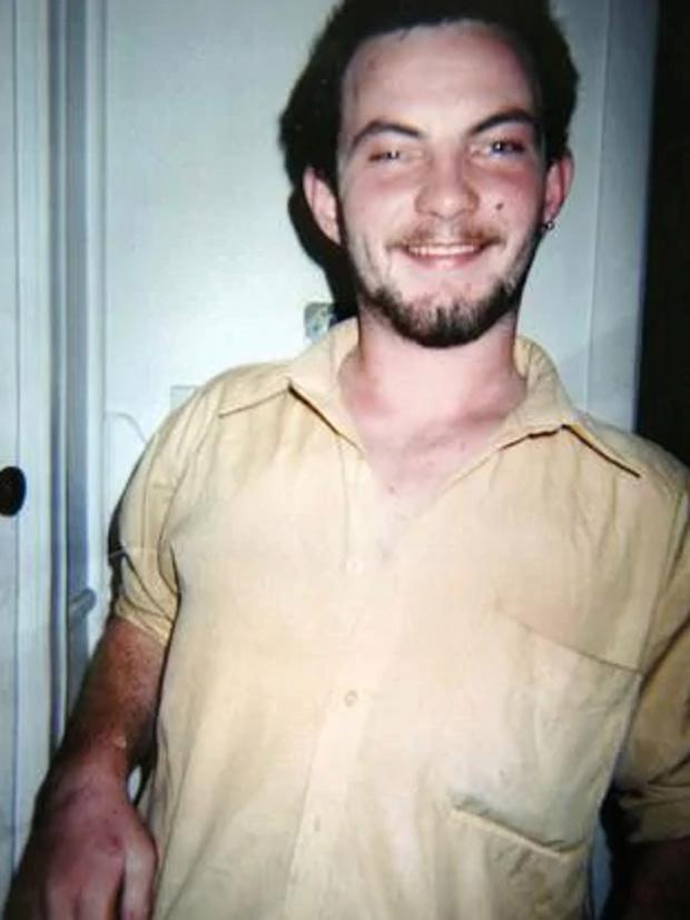 砍下头颅当玩物,现竟被提前释放|克里斯托弗·克拉克·琼斯|英国_社会