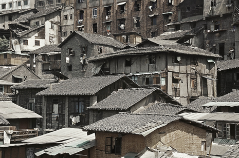 南纪门是重庆17座城门之一,位于长江之滨,旧时城门(现不存)上书"南屏