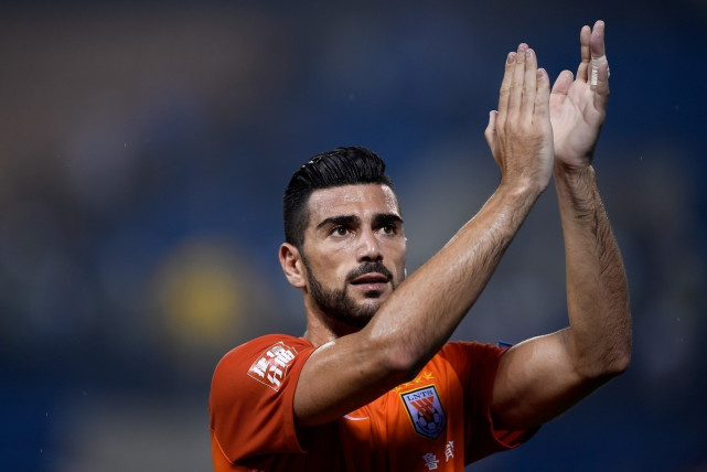 鲁能欲2800万豪购升级版佩莱,他踢中超就是bug