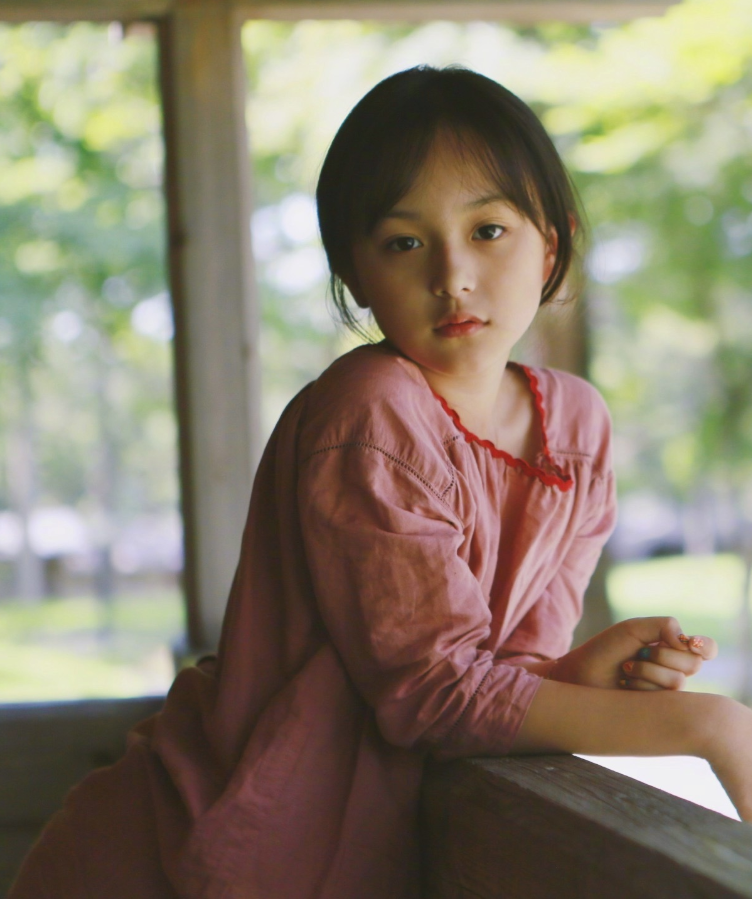 因漂亮被禁整容的小芈月谁还记得?11岁近照大变样,这初恋感心动了