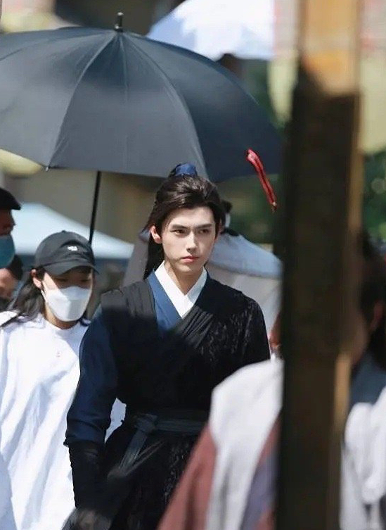 《皓衣行》疑似复制《陈情令》火爆流程,粉丝质疑导演水平太可笑