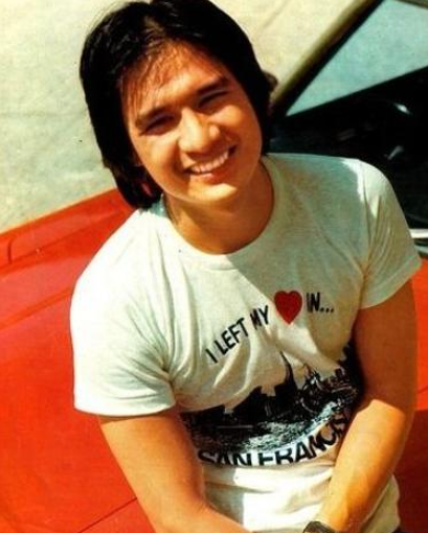 一代功夫巨星傅声:28岁车祸去世,妻子4年后为其生下女儿