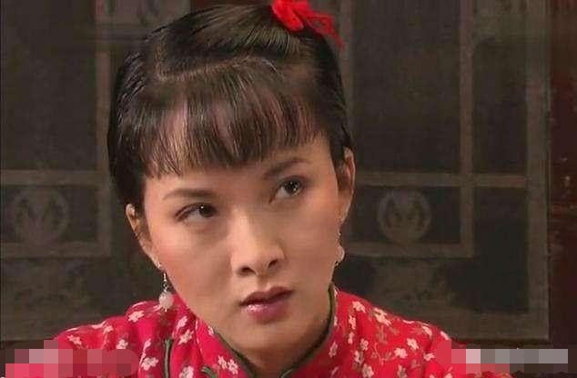 二奶奶宅心仁厚连家里内贼都舍不得惩罚为何偏偏容不下杨九红很简单