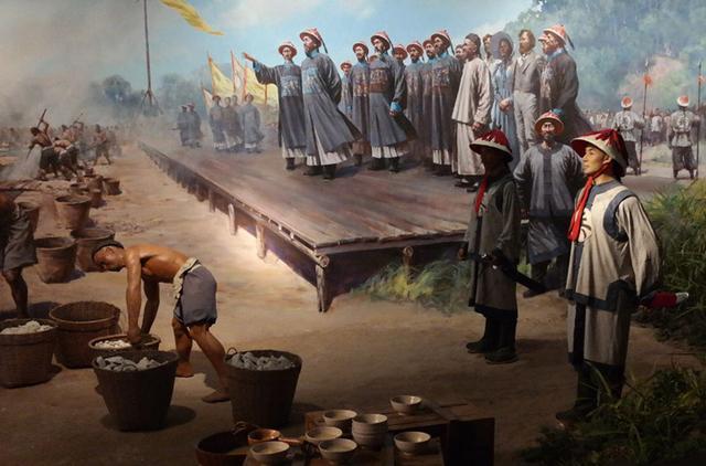 开始了一百多年内忧外患战乱频扔的历史;同时也打破了中国人长期以来