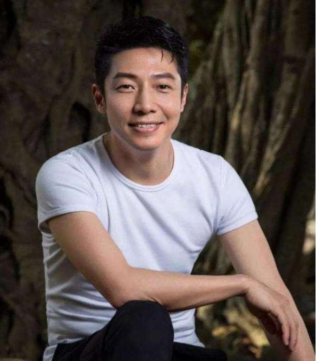 撒贝宁遭央视"辞退"改头换面,迎来巅峰人生,近日再曝新情况