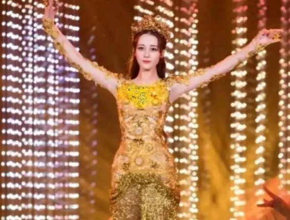 2020金鹰女神排名榜_金鹰女神助飞榜最新排名:宋茜130万票领跑,谭松韵下(2)