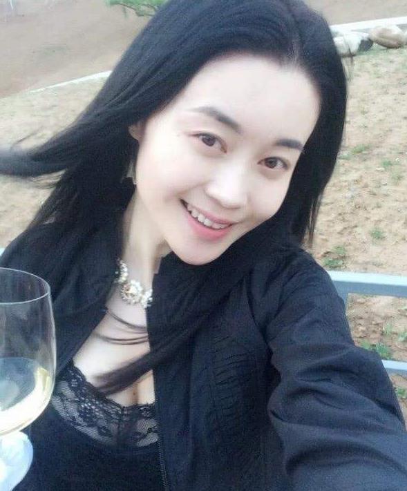 关婷娜到底是胖还是美看完照片你就明白胖跟美完全是两回事儿