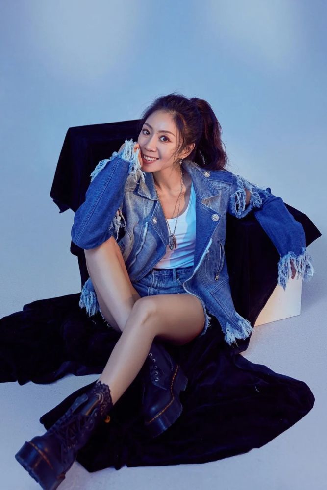 专访月上重火周小飞功夫女星的飞凡人生