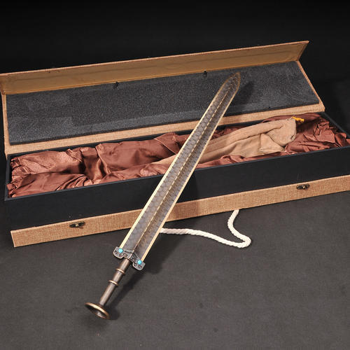 中国的名剑数不胜数,而它却被誉为"天下第一剑",两千年竟不锈