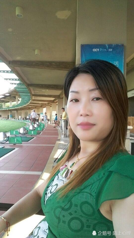 50岁大龄剩女的路还很长要不要坚持到底