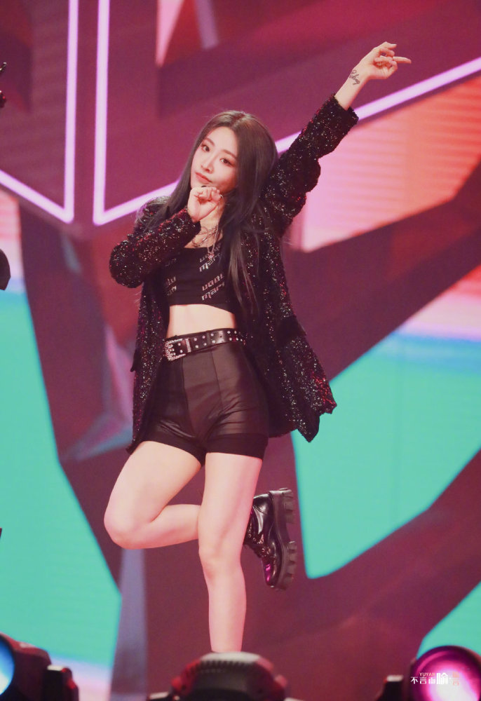 华语乐坛|女歌手排行榜前十名公布，实力派唱将全军覆没，华语乐坛没落了！