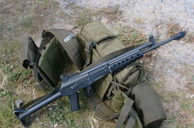 一代名枪ak47的芬兰魔改版威力怎么样不知道反正现在还在用