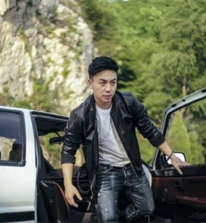 释小龙|释小龙：从当红童星到默默无闻，被时代抛弃连声招呼都没打