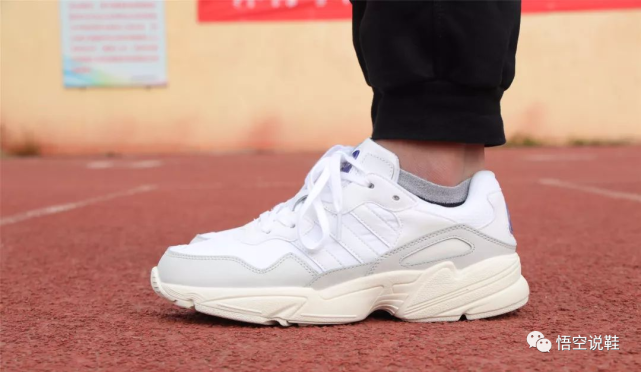 看不腻的小白鞋adidas Originals Yung 96测评 腾讯网