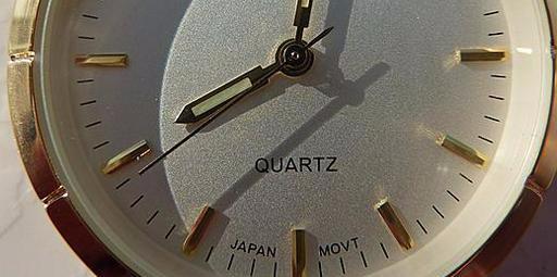 quartz(石英表)