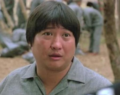 而洪金宝的祖父原本就是老上海滩的导演和制片人,祖母更是当是中国