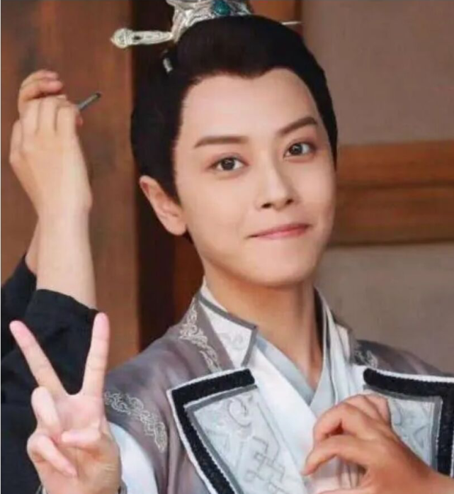 女扮男装最成功的四位演员做到真正雌雄难辨最后一位至今未被超越