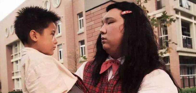 12年前《长江七号》中的巨型班花 真实身份让人意外 也就星爷能请动!