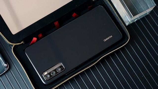 华为畅享20 pro一发布就要干翻旗舰?