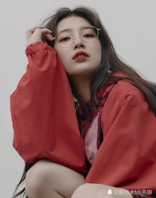 裴秀智真的是太爱红色了,真是美到"没朋友",iu这种效果让人有点意外