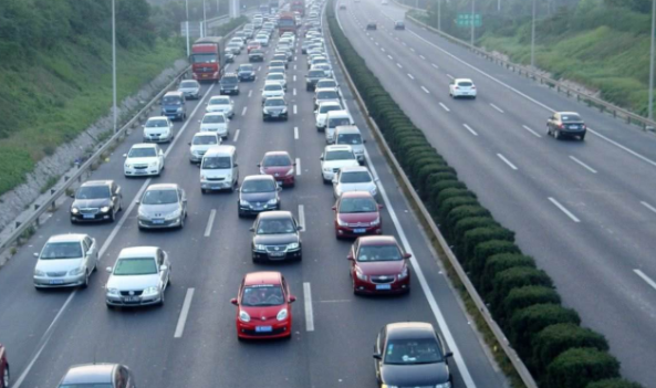 出行拥堵路段 全省易拥堵路段有356处(国道147处,省道71处,高速138处)