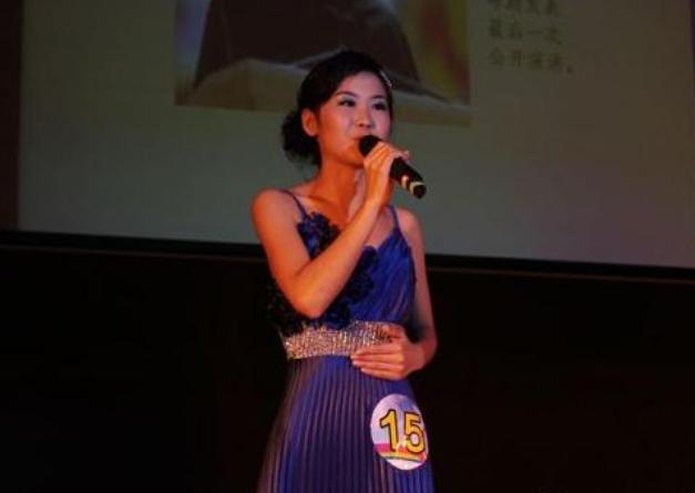 人的,曾经主持过这个卫视的很多节目,比如《万花从》和《大家来欢乐》