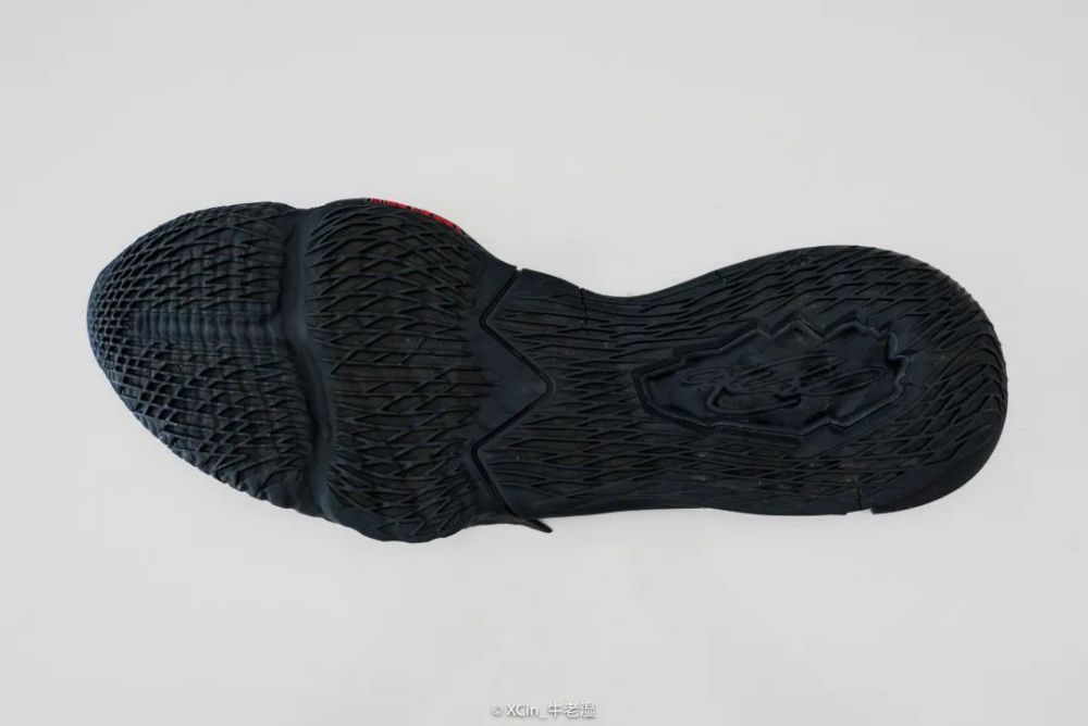 硬拆解:lbj17low 用料扎实 实战真香?_腾讯新闻