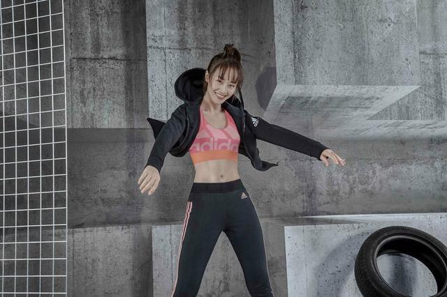 蓝盈莹|辜负白冰，逼哭吴昕，累惨郑希怡，打鸡血的学霸蓝盈莹为啥难圈粉