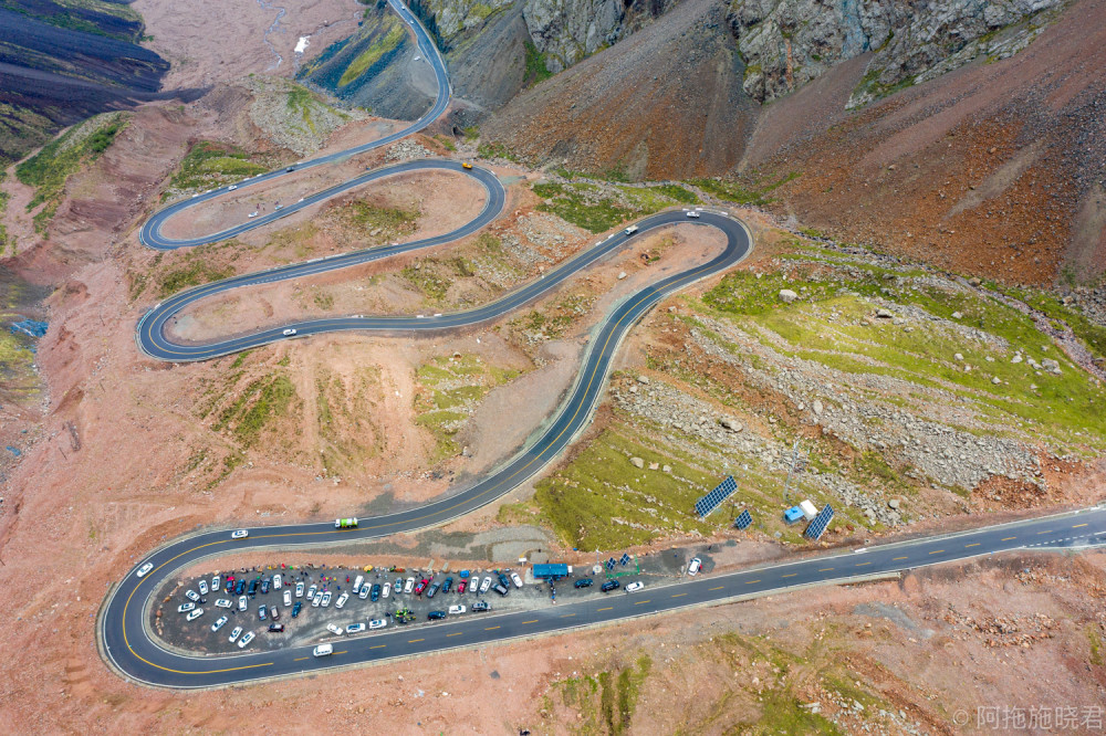 独库公路就这条一年只开五个月的公路