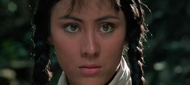 除了这些"半路出家",转型动作之路的打女,像大岛由加利,罗芙洛这样