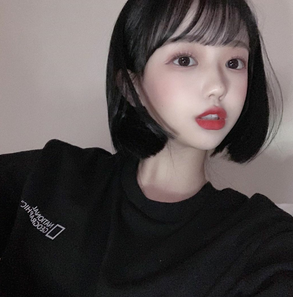 适合脸型:鹅蛋脸,小圆脸,大圆脸,钻石脸,上庭偏长的长形脸.