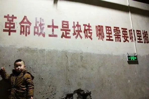 五代与十国第11篇朝廷内斗草军就势满血复活