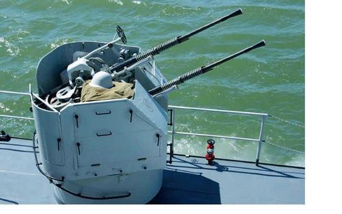 61式双25mm舰炮:是在引进苏军2m-3型25mm舰炮的相关技术,开始进行仿制