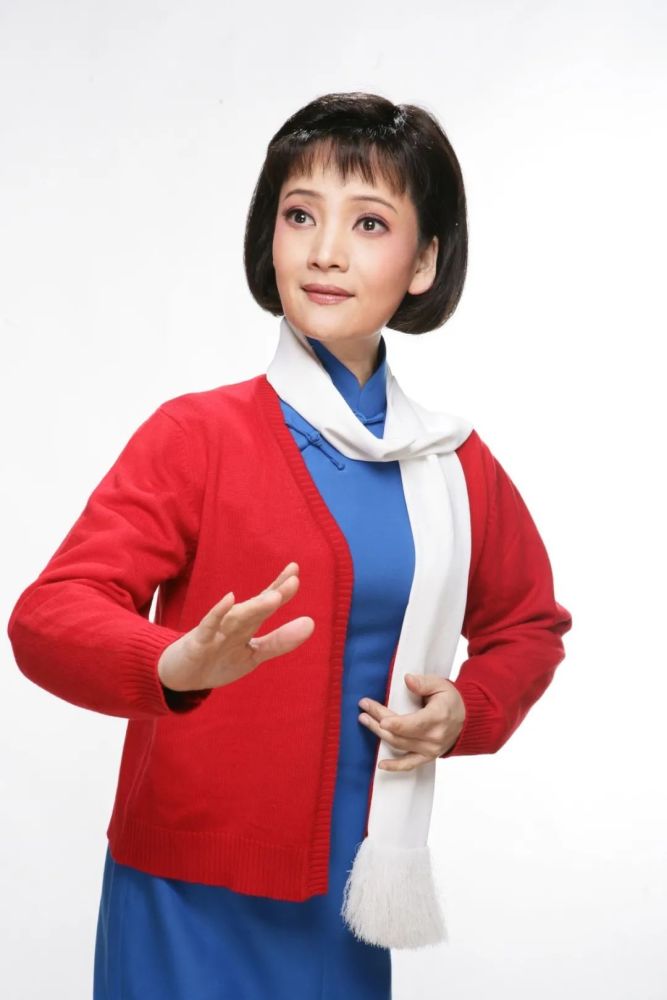 华雯我是一名沪剧演员