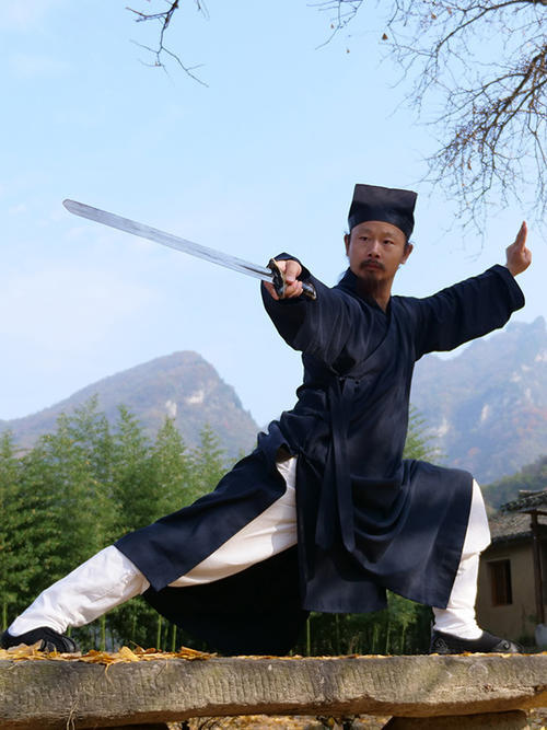 面对wbc拳王登门切磋,陈师行亲口承认:我们是不练实战的|wbc|武当山