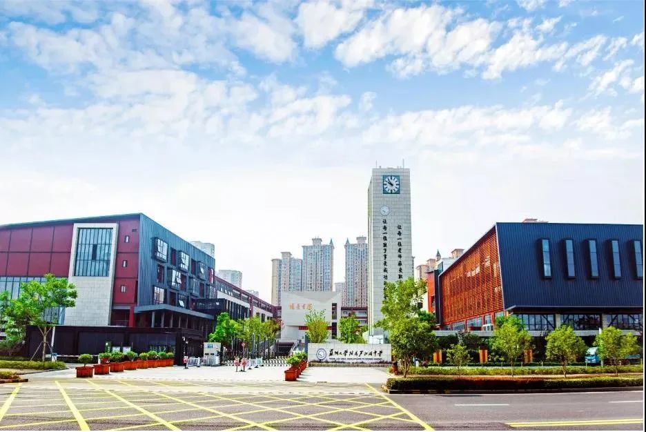 板块也规划了多所学校,如按照四星级规划设计的尹山湖高中