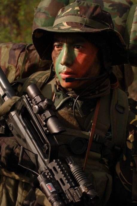 "小庄"谷智鑫凭《我是特种兵》爆红,被告后半生轮椅度过,如今的他怎样