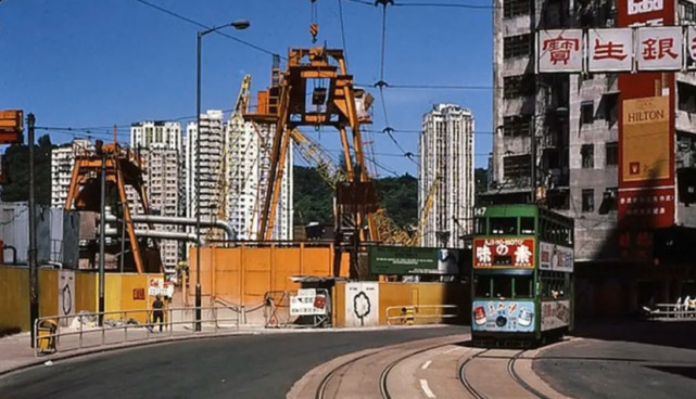 一组老照片 带你看看19年的香港 香港岛 地铁 双层巴士 九龙半岛 大都会