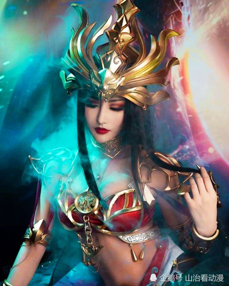 斗破苍穹cos:腐团儿完美cos美杜莎女王,颜值与身材神