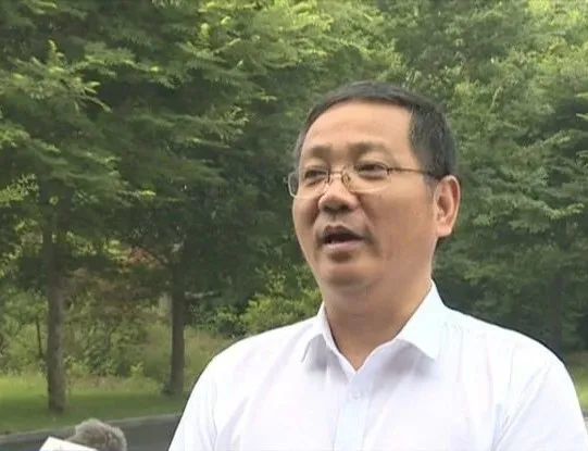 江苏省海门中学党委书记 校长 石鑫:我们将互派教师共享课程资源,共享