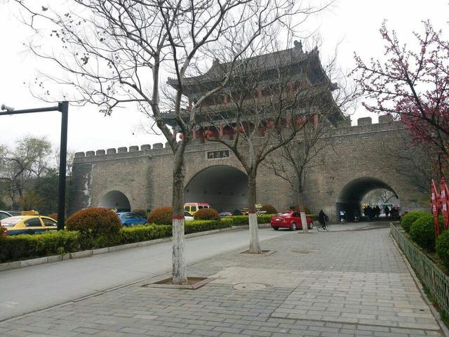 魏国的首都是大梁城.