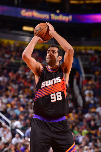 哈达迪我个人认为,哈达迪算得上姚明之后的亚洲第一中锋(易建联更多