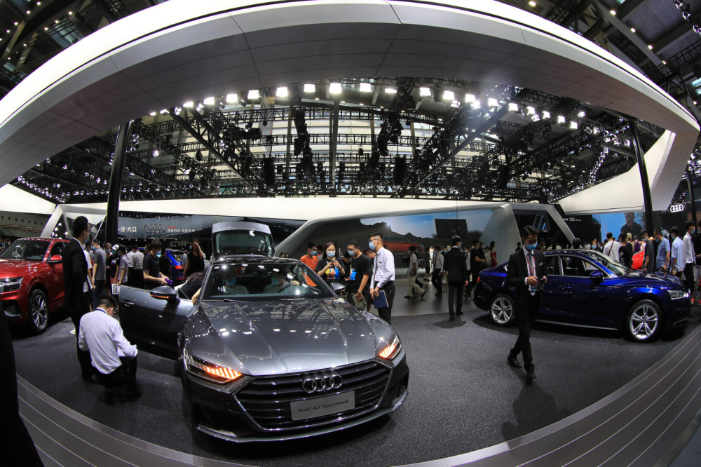 2020粤港澳大湾区车展深圳会展中心启幕_腾讯新闻