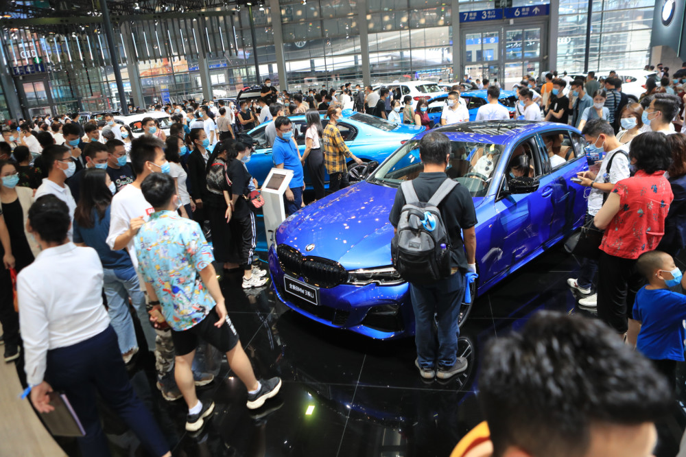 2020粤港澳大湾区车展深圳会展中心启幕_腾讯新闻